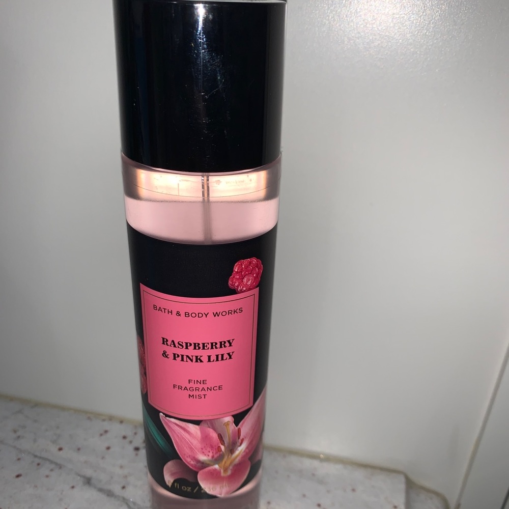 Bath & Body Raspberry & Pink lily fragrance mist